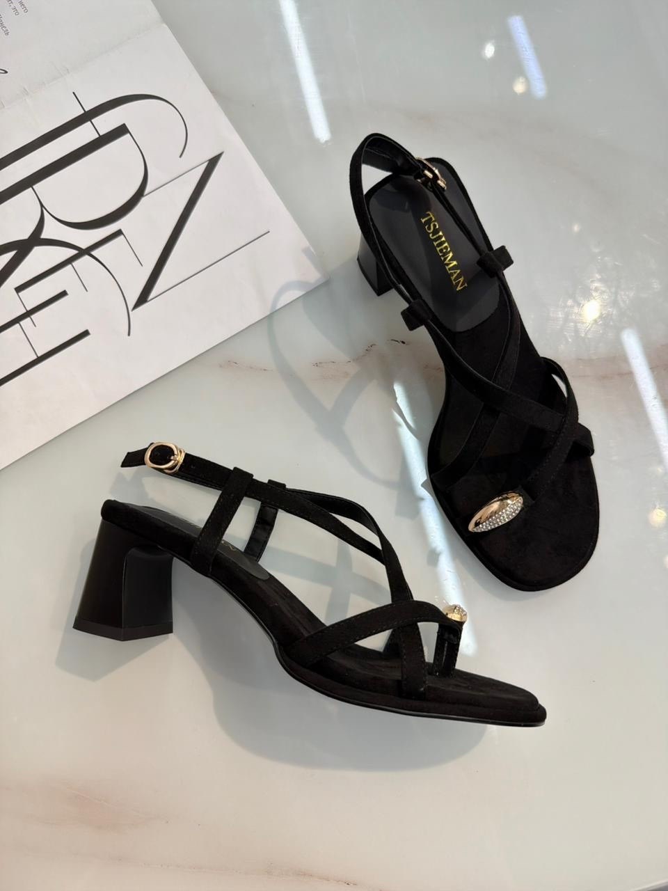 женские босоножки,женские сандалии,,модные босоножки,сандалии