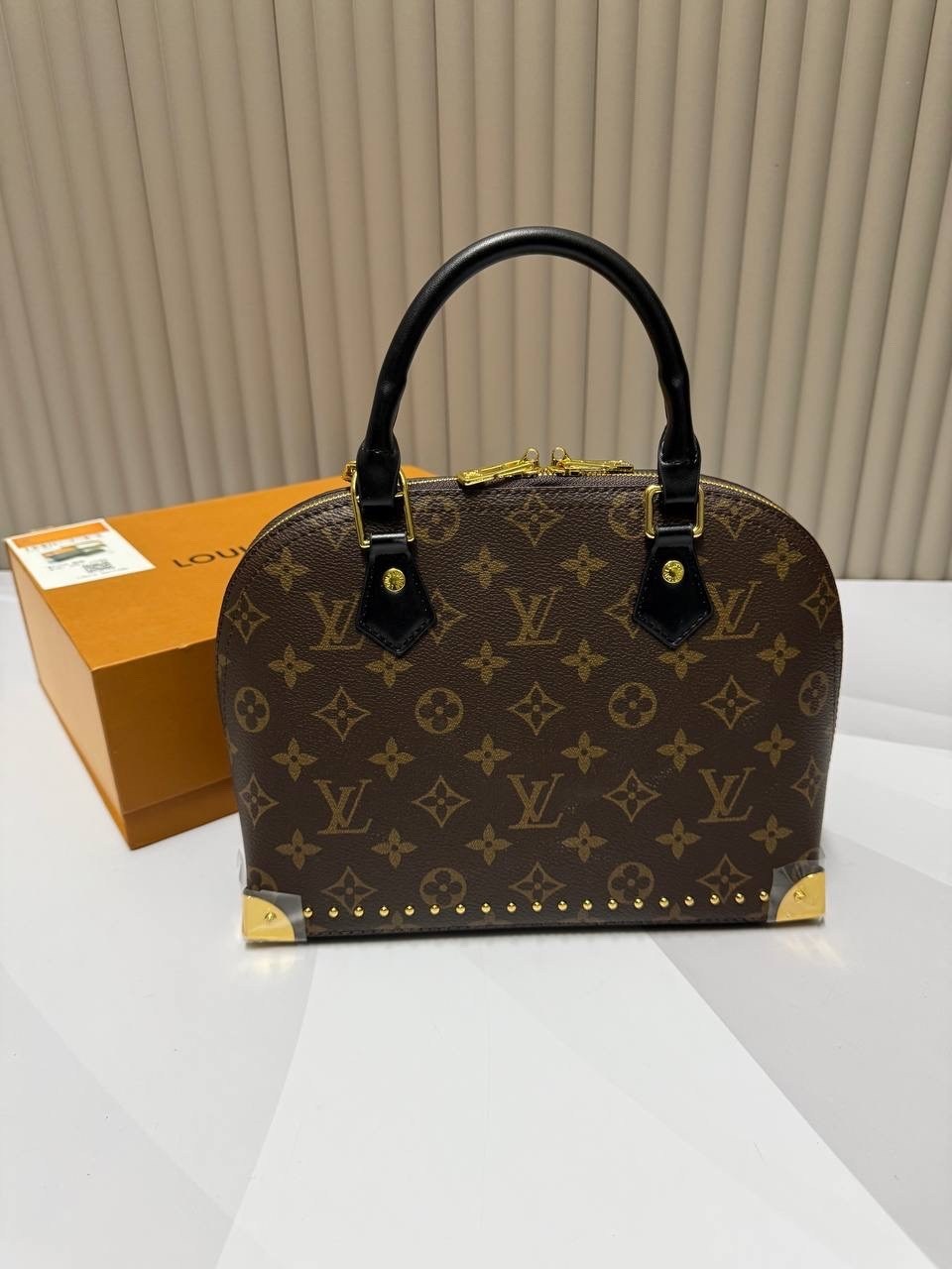 сумка louis vuitton,сумка луи виттон,сумка louis vuitton женская,женская сумка louis vuitton alma,женская сумка louis vuitton alma bb коричневая