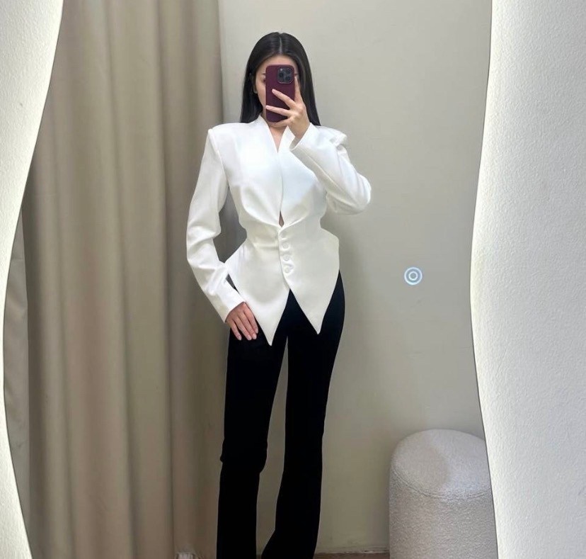 пиджак женский,дизайнерские пиджаки женские,пиджак приталенный,пиджак