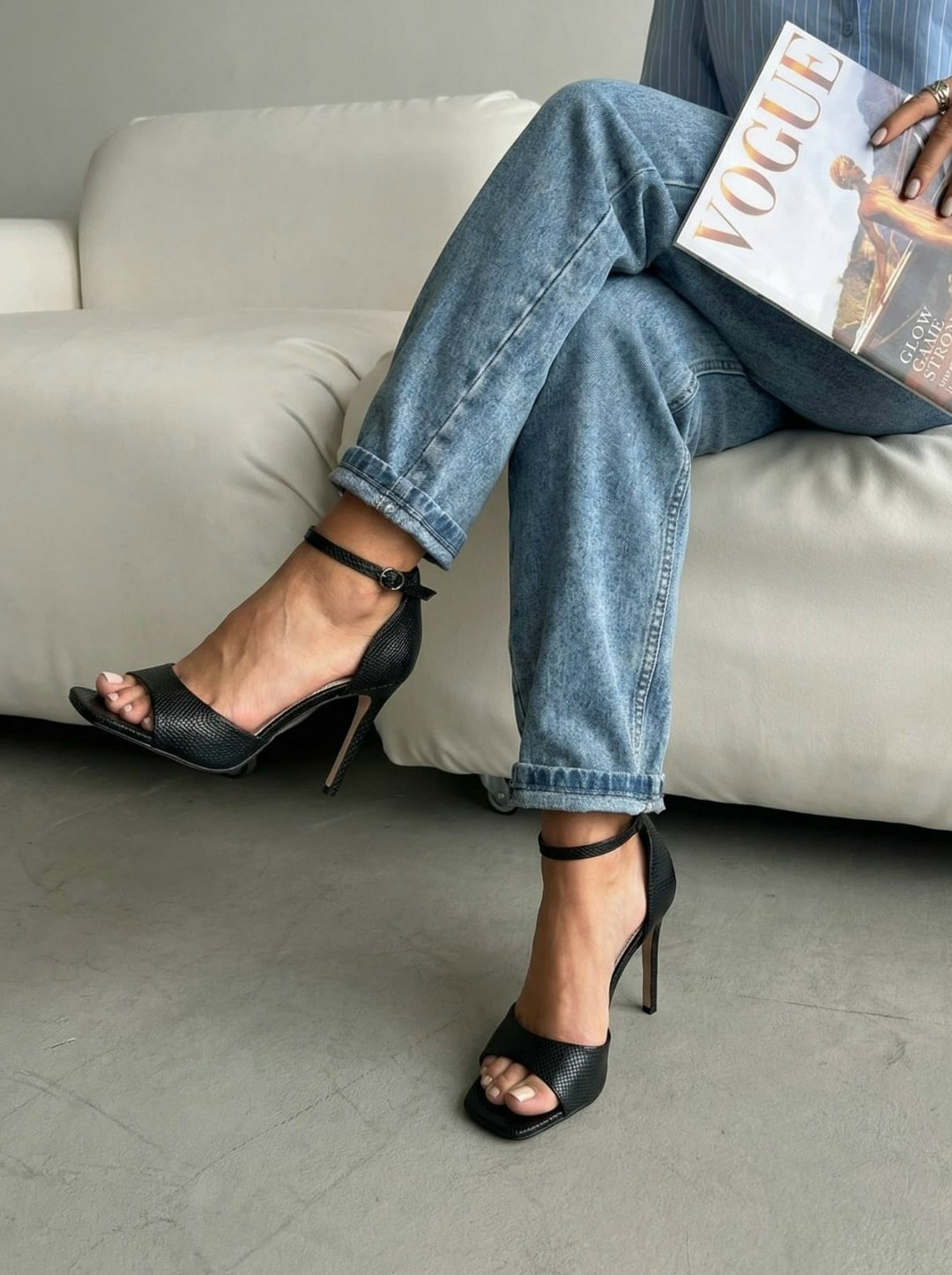 босоножки женские,босоножки на каблуках,стильные босоножки,черные босоножки,босоножки на шпильках