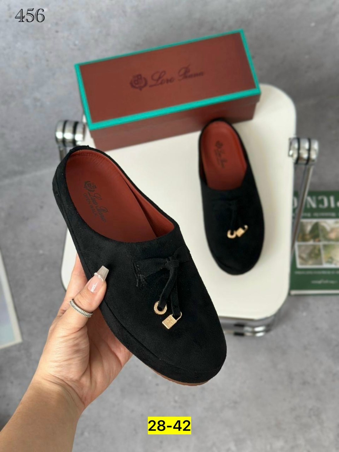 , женская,лоферы женские,loro piana лоферы женские,модная женская