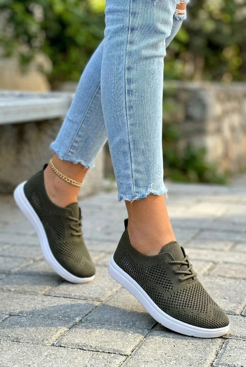 ,спортивная ,обуви,кроссовки женскиe,кроссовки для женщин