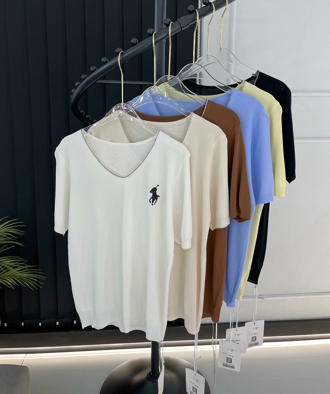 футболки женская,одежда для женщин,женская кофта,,комплект одежды женские