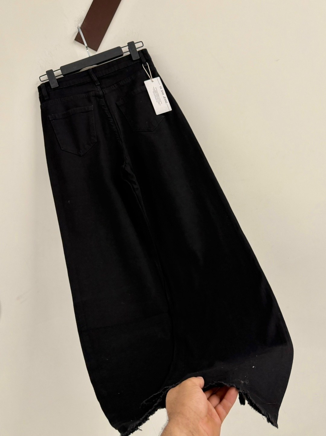 джинсы со стразами,джинсы клеш со стразами h&a collection,джинсы со стразами в золла,джинсы со стразами женские,брюки со стразами