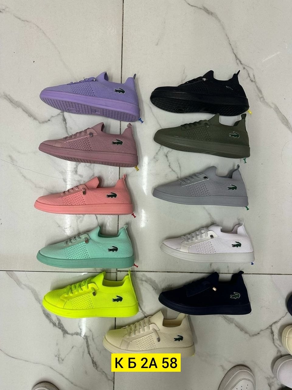 ,женские кроссовки,женская ,обуви,спортивная