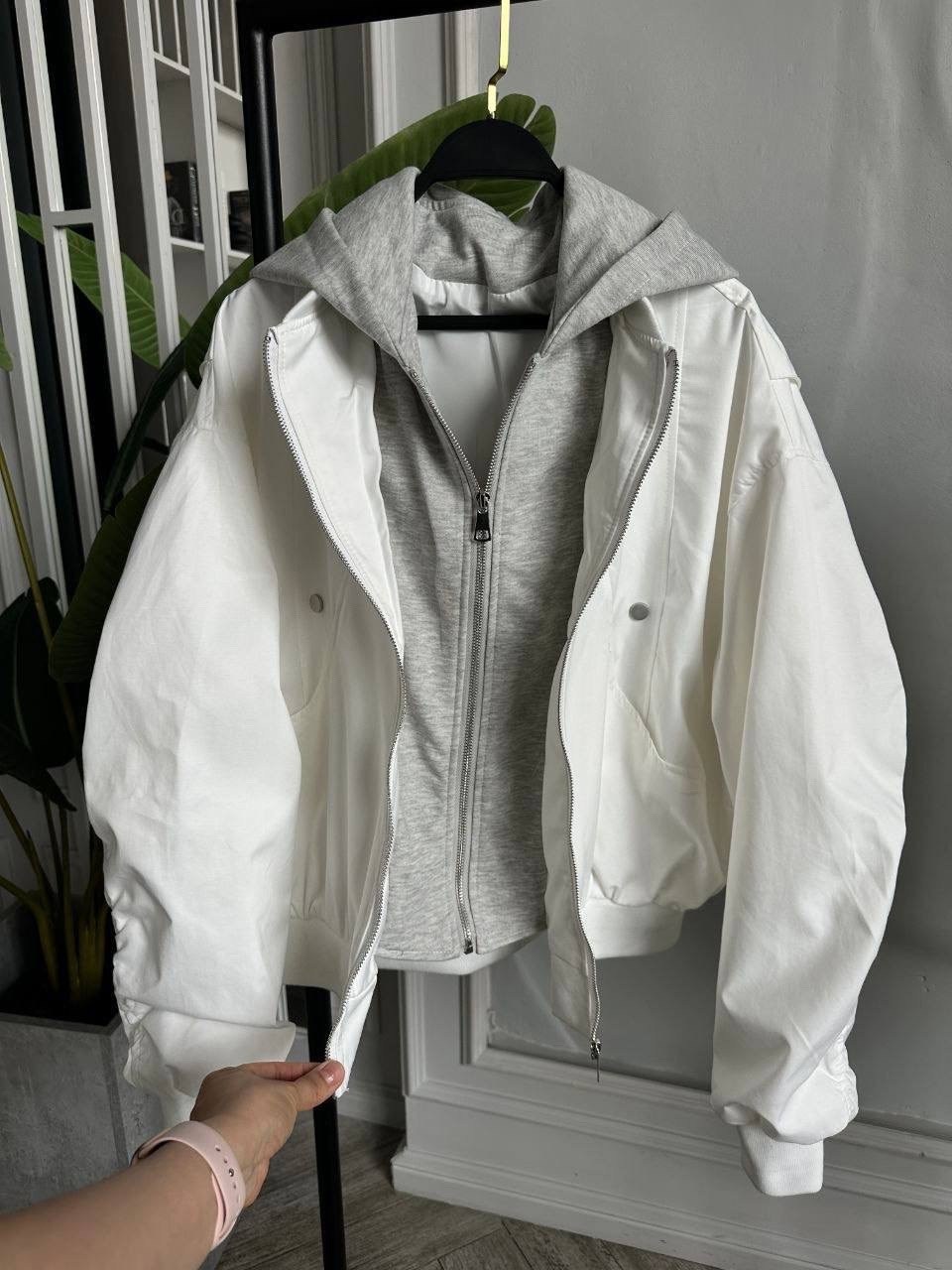 куртка бомбер женская,куртка бомбер,стильная куртка,легкая куртка,женская куртка