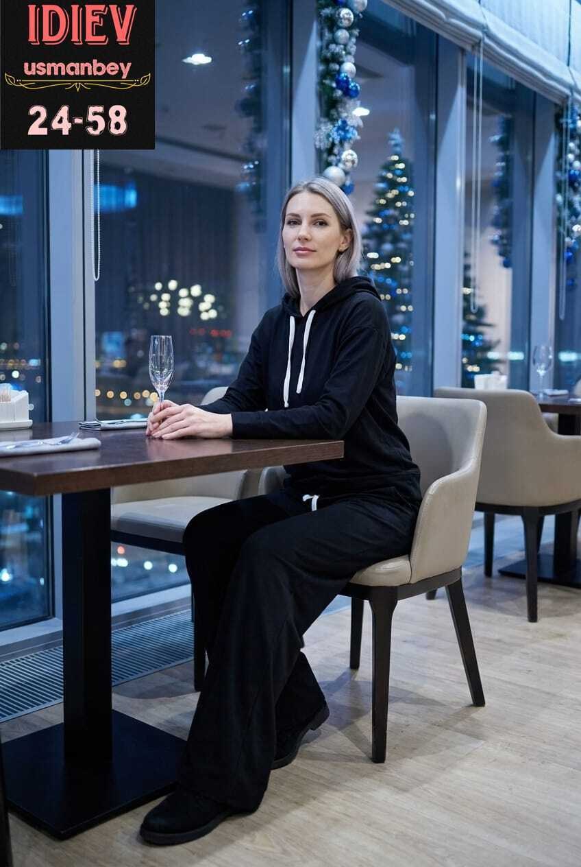 женские спортивные костюмы,трикотажные костюмы,спортивные костюм,костюм женский,женский трикотажный костюм