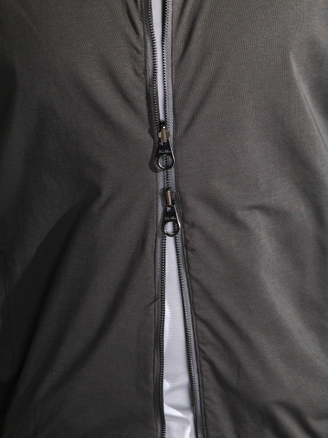 куртка бомбер,мужская куртка бомбер,легкая куртка,ветровка мужская,куртка мужскaя демисезонная