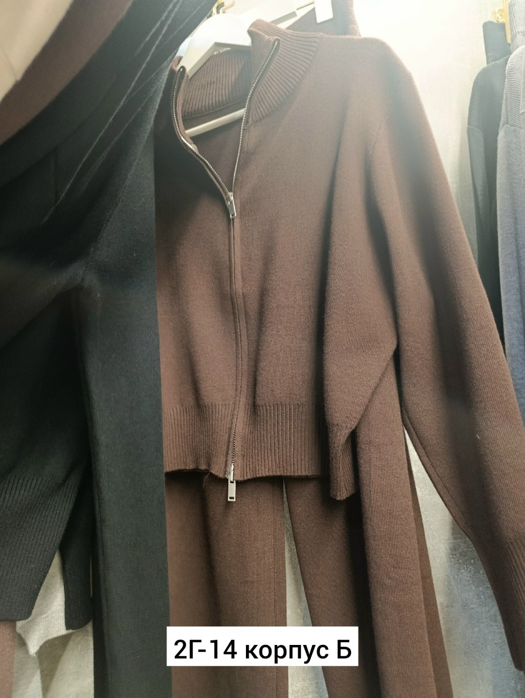 трикотажные костюмы,костюмы спортивные женские,женские костюмы,спортивные костюмы,костюмы двойки