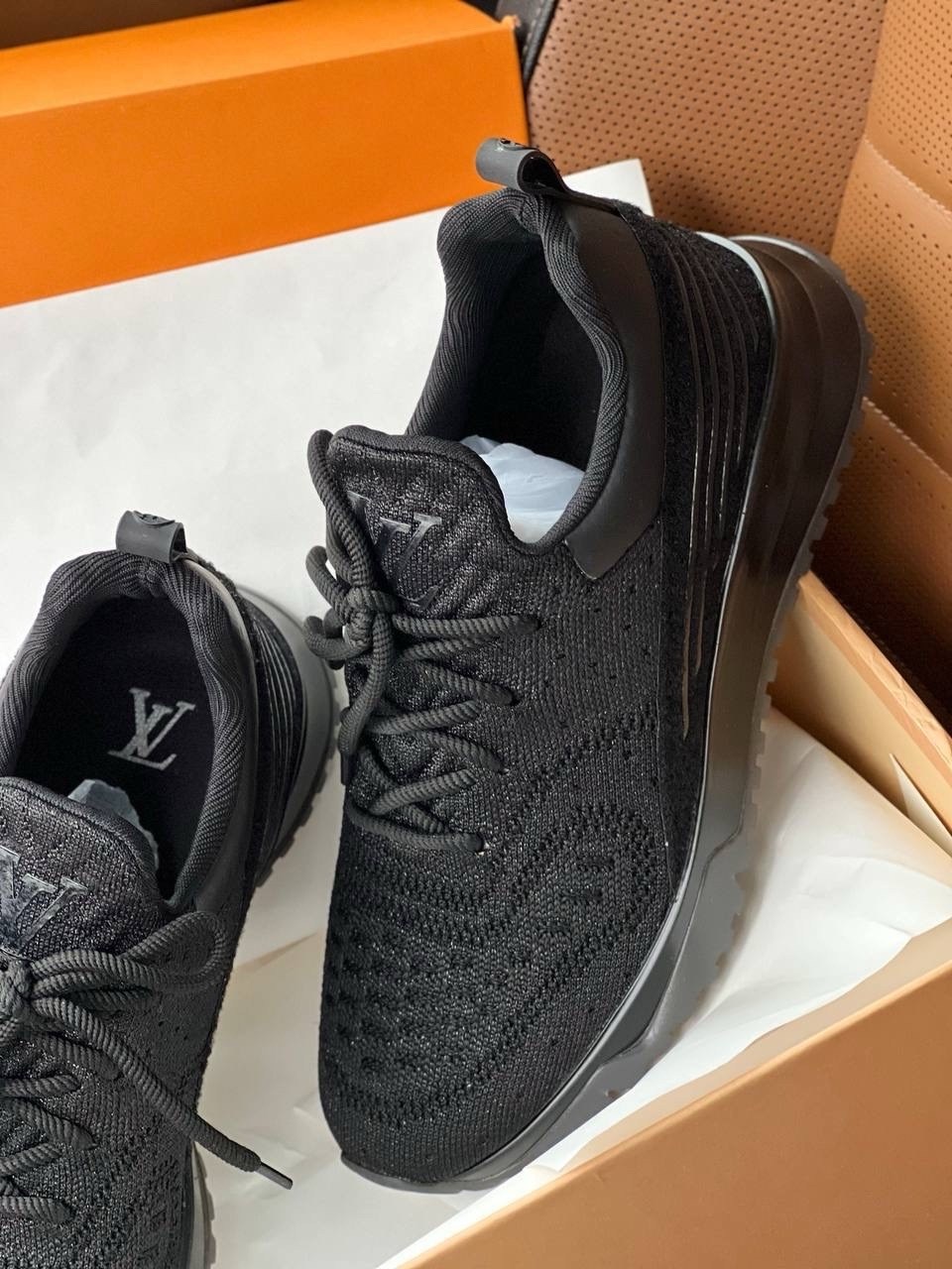 ,кроссовки louis vuitton мужские,кроссовки louis vuitton,брендовые кроссовки,louis vuitton кроссовки мужские черные