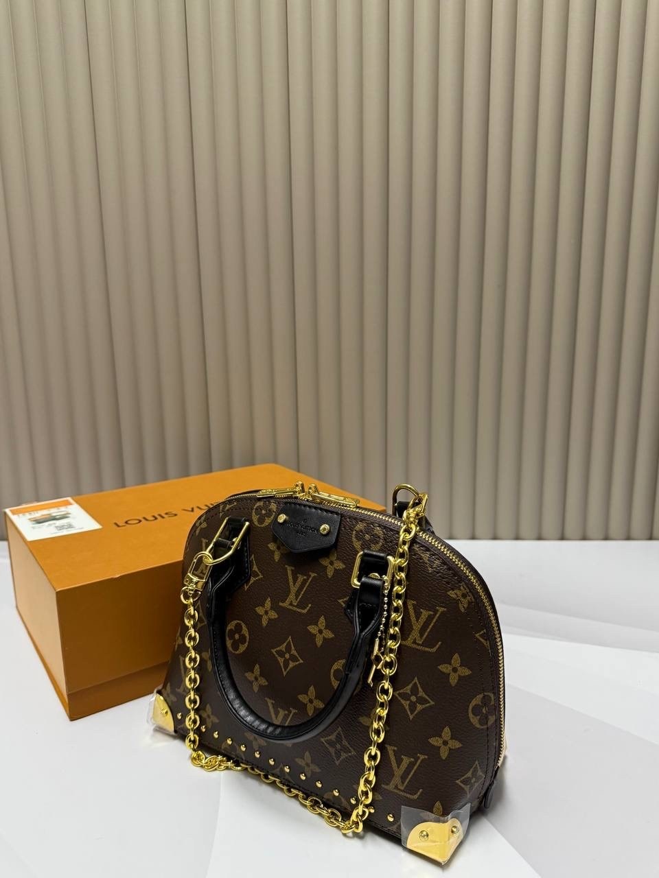 сумка louis vuitton,сумка луи виттон,сумка louis vuitton женская,женская сумка louis vuitton alma,женская сумка louis vuitton alma bb коричневая