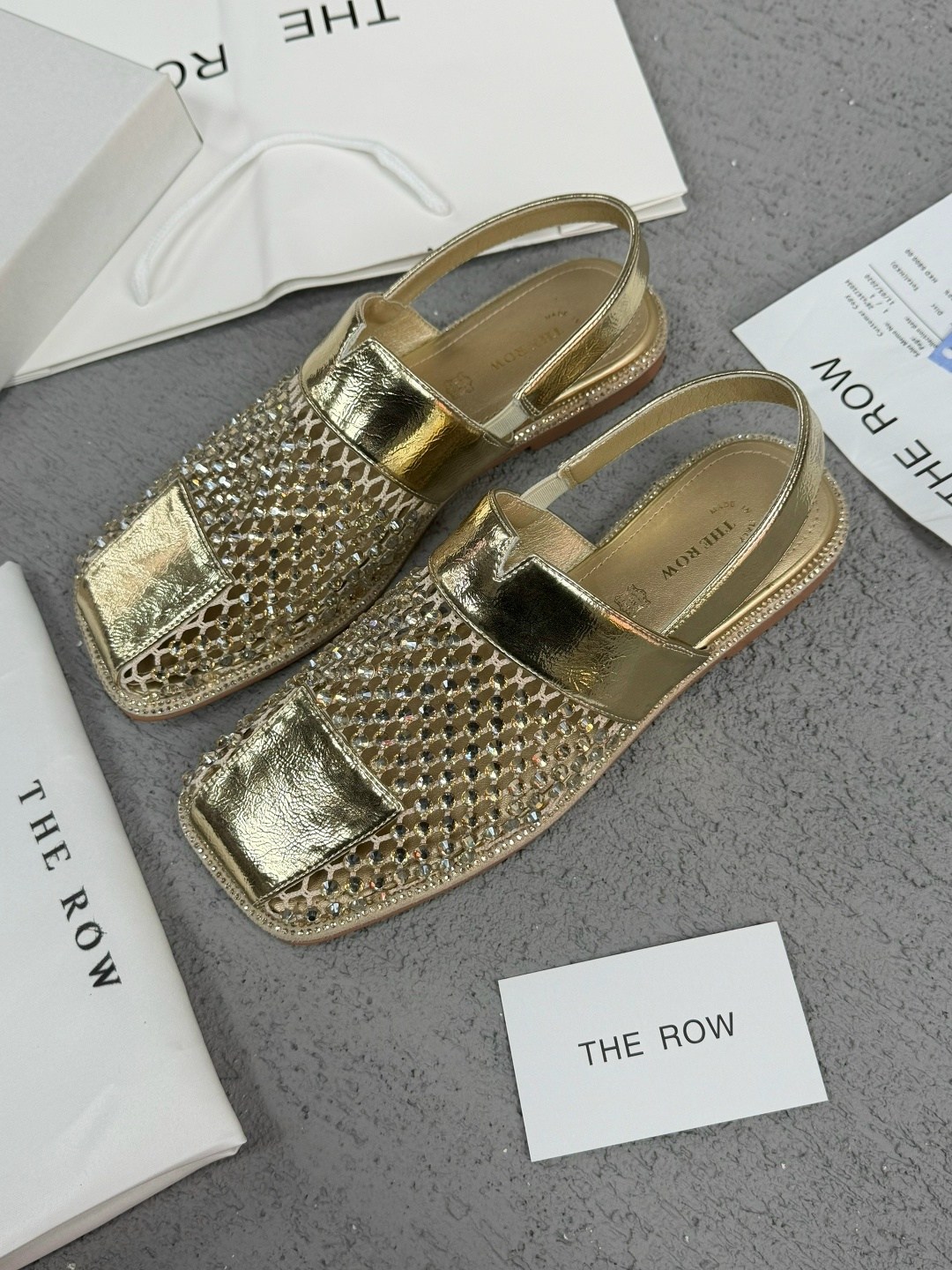 женские шлепанцы,,модные сандалии,женские босоножки,модные шлепанцы