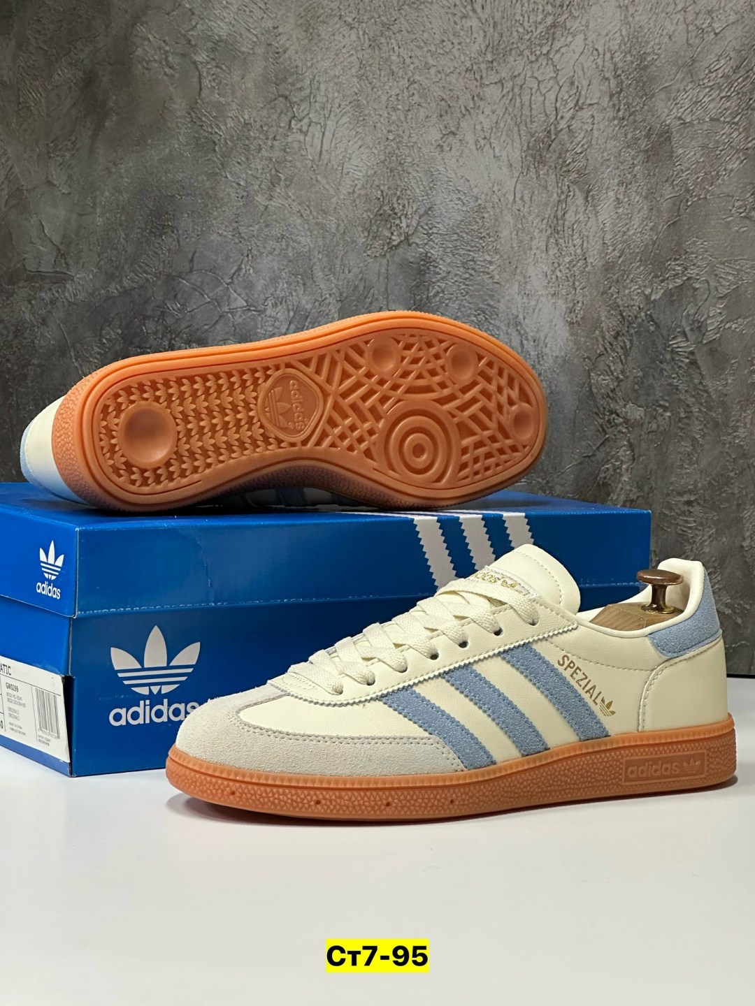 кроссовки adidas,кроссовки adidas spezial,кроссовки adidas samba,кроссовки мужские женские adidas,кроссовки adidas samba og