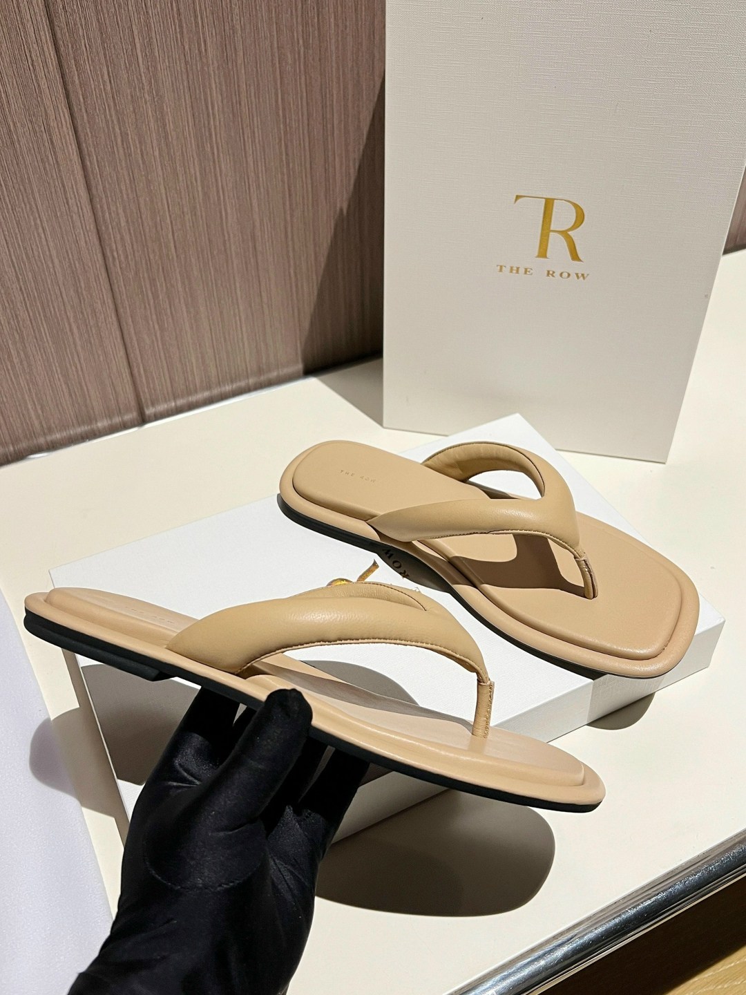 шлепанцы the row,женские шлепанцы,шлепанцы кожаные,,шлепанцы летние