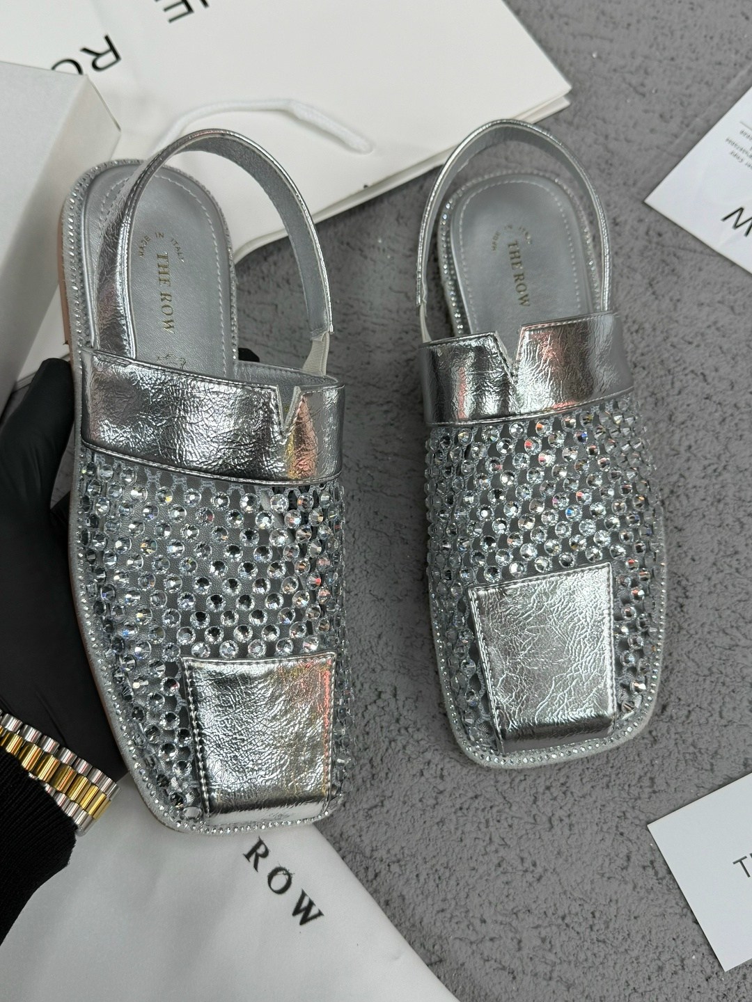 женские шлепанцы,,модные сандалии,женские босоножки,модные шлепанцы