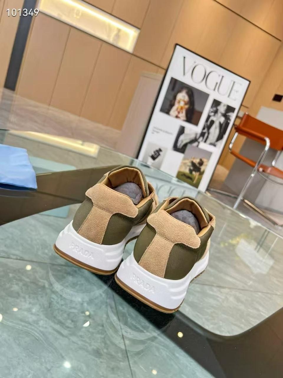 комбинированные кроссовки prada,кроссовки prada женские,,кроссовки prada,комбинированные кроссовки