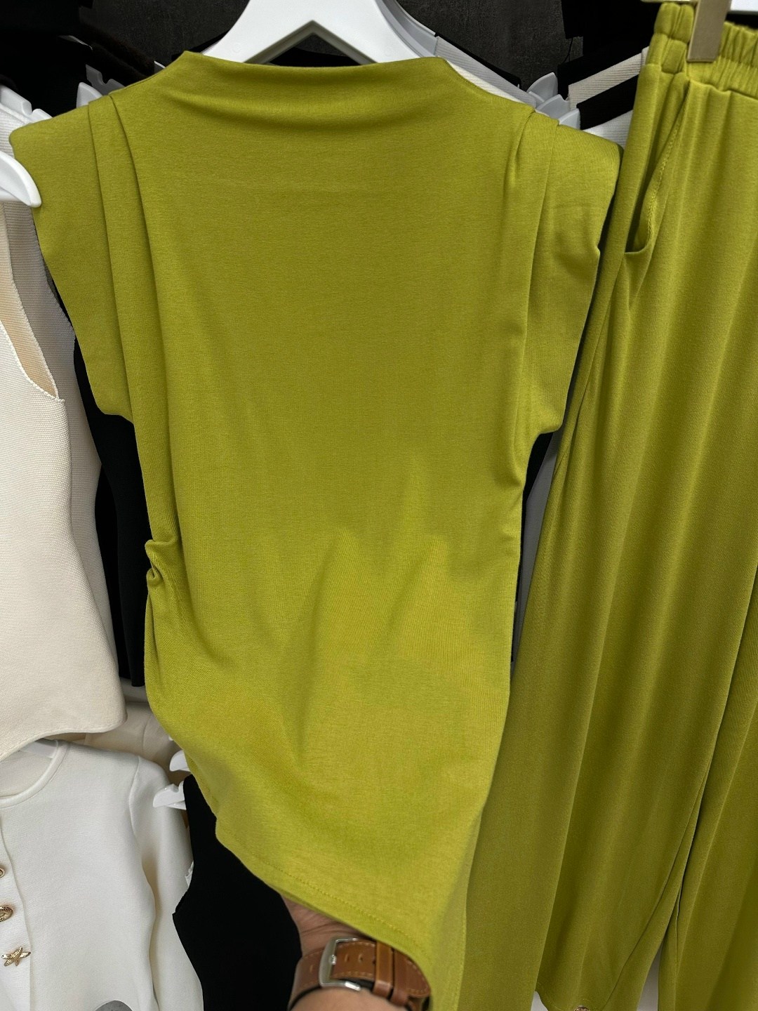 комплект костюм,летние костюмы,костюм желтый,костюм