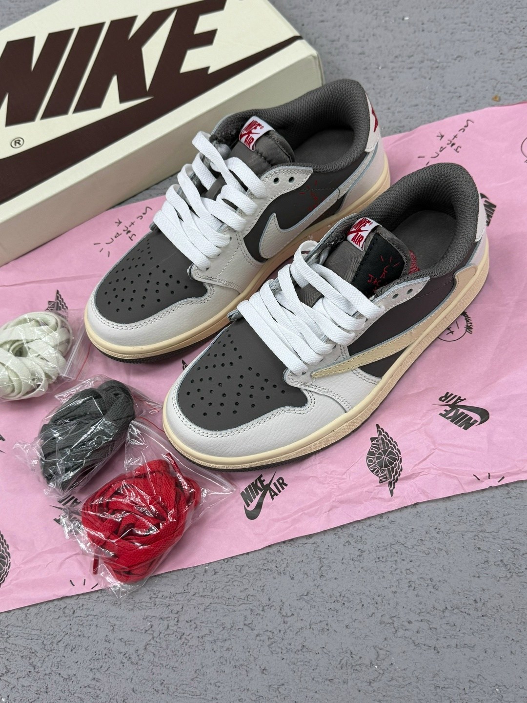 travis scott x air jordan 1 low sail/shy pink,,кеды travis scott x air jordan 1 pink oxford,travis scott x air jordan 1 low golf pink dm7866-600,travis scott x air jordan 1 low golf pink