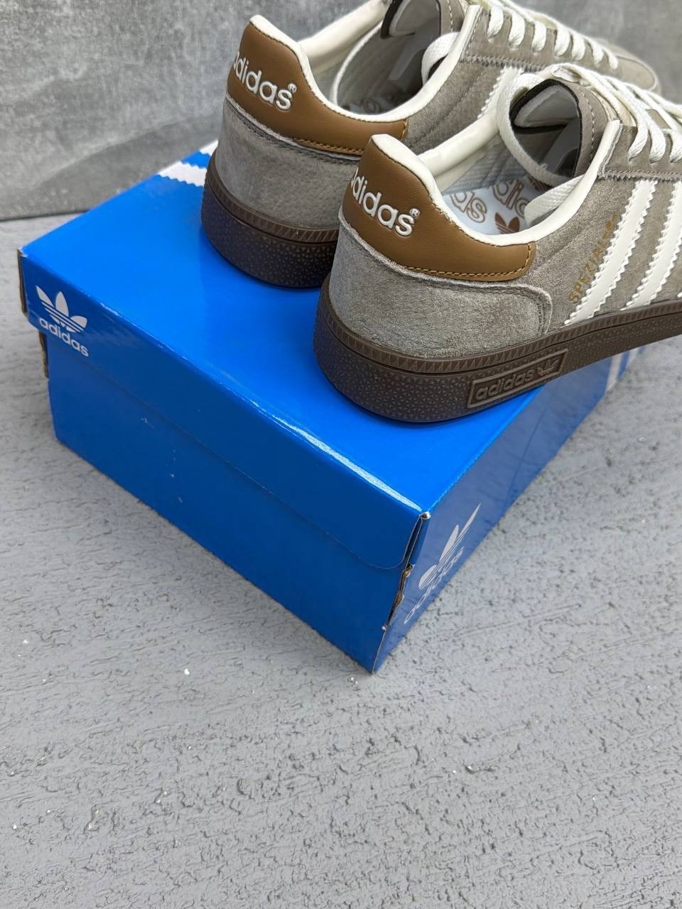 adidas originals кроссовки samba og h04941,кроссовки adidas spezial,кроссовки adidas,,кроссовки adidas handball spezial
