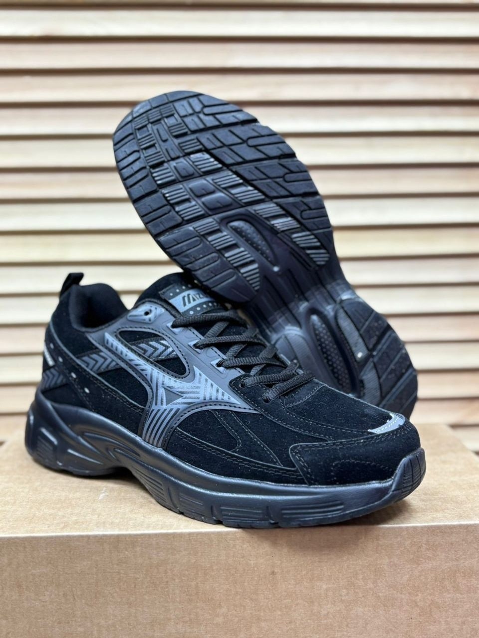 кроссовки mizuno,кроссовки,кроссовки мужские женские,кроссовки мужские mizuno,повседневные кроссовки