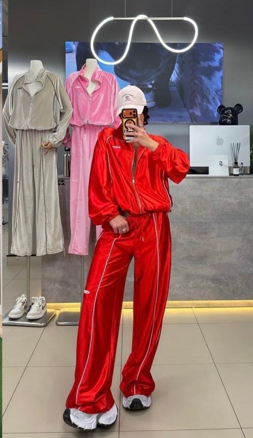 велюровый костюм женский,велюровый костюм,спортивный костюм велюровый,брючный костюм,спортивный костюм