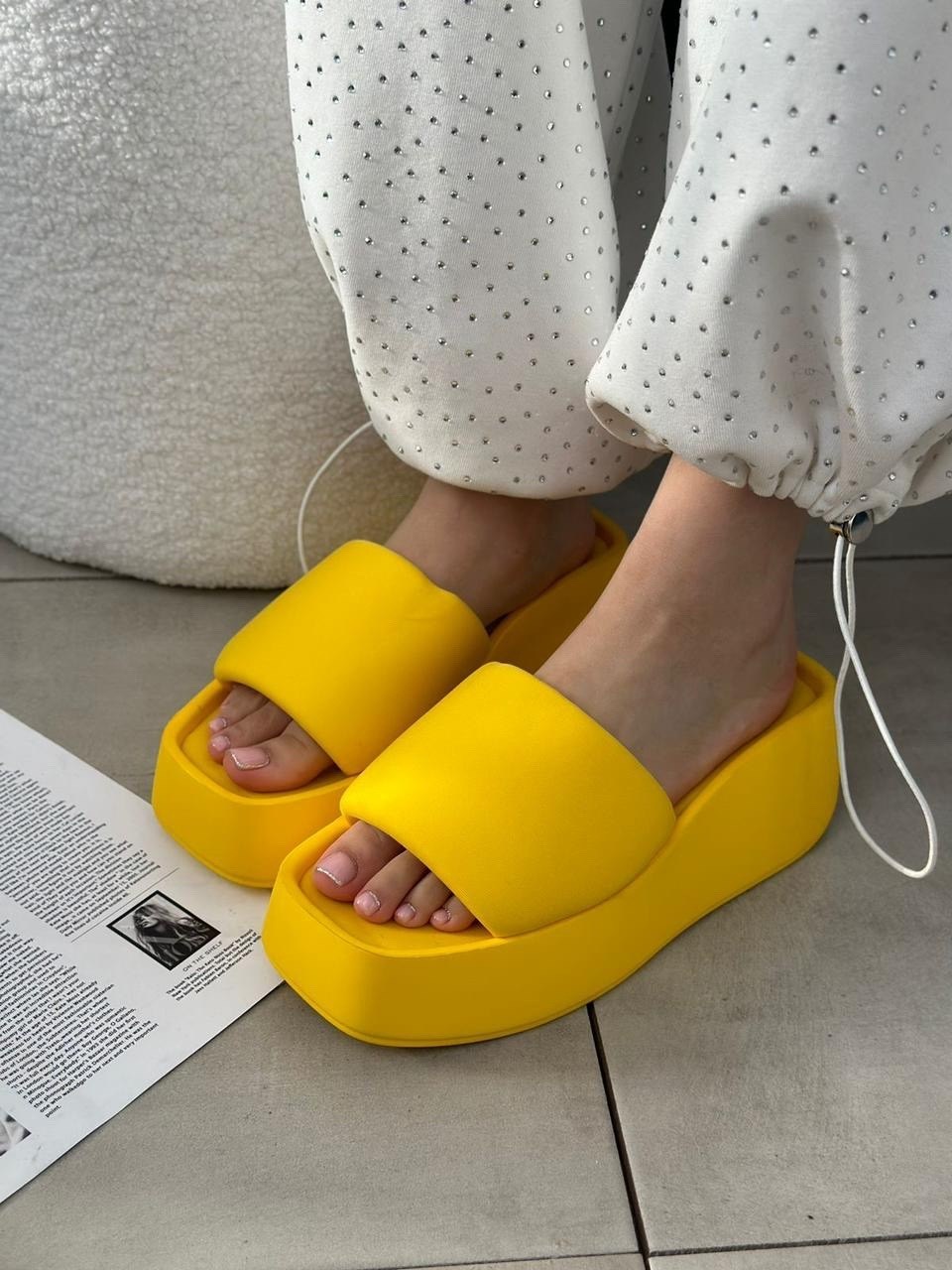 женские шлепанцы,шлепки объемные,шлепанцы летние,модные шлепки,шлепанцы на платформе