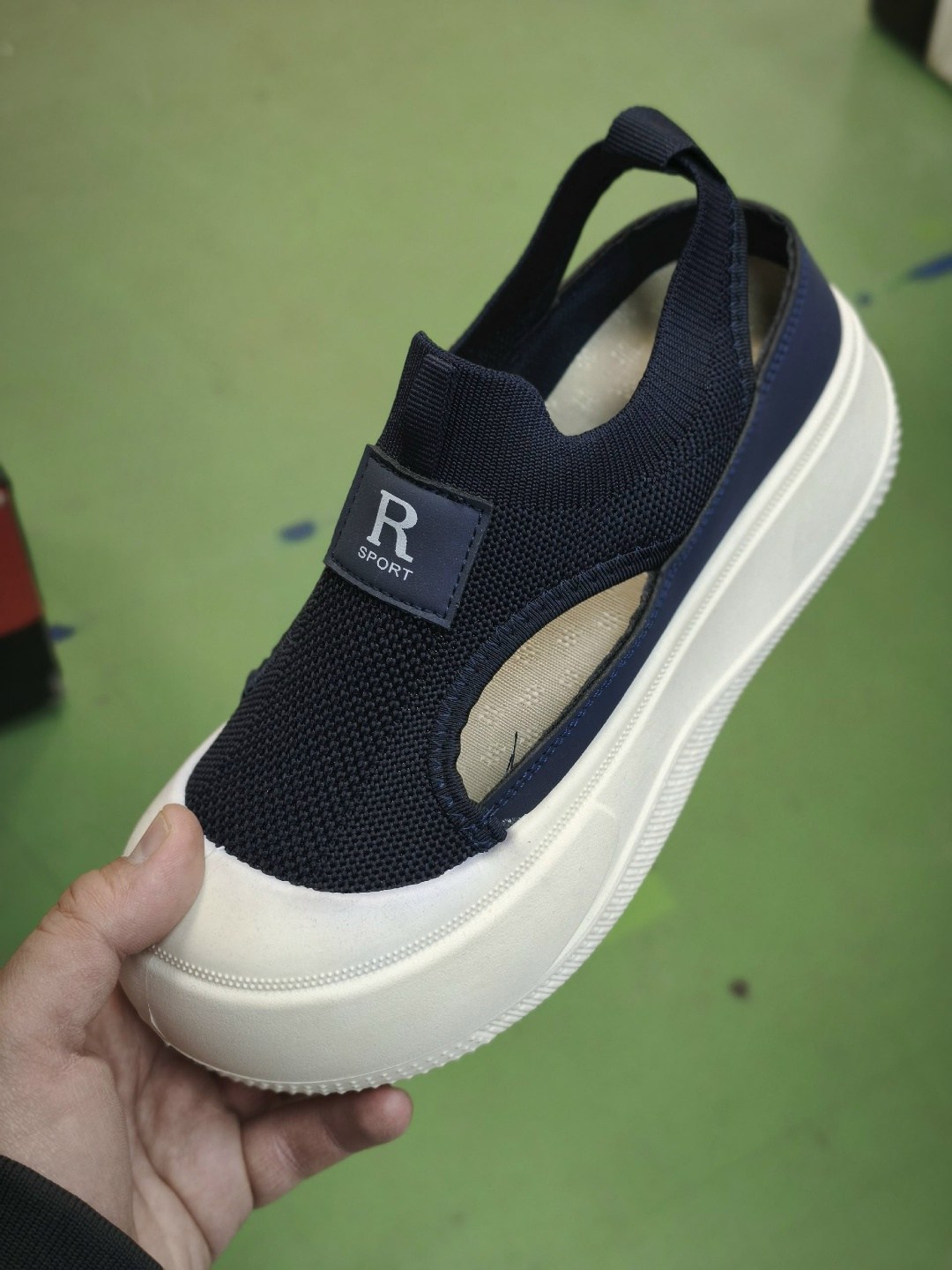 ,женская ,женские кроссовки,повседневная ,парусиновая