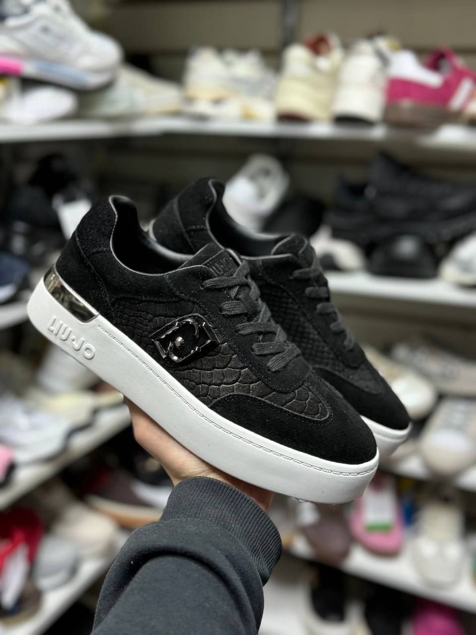 ,женские кроссовки,кроссовки брендовые,кеды женски, женская