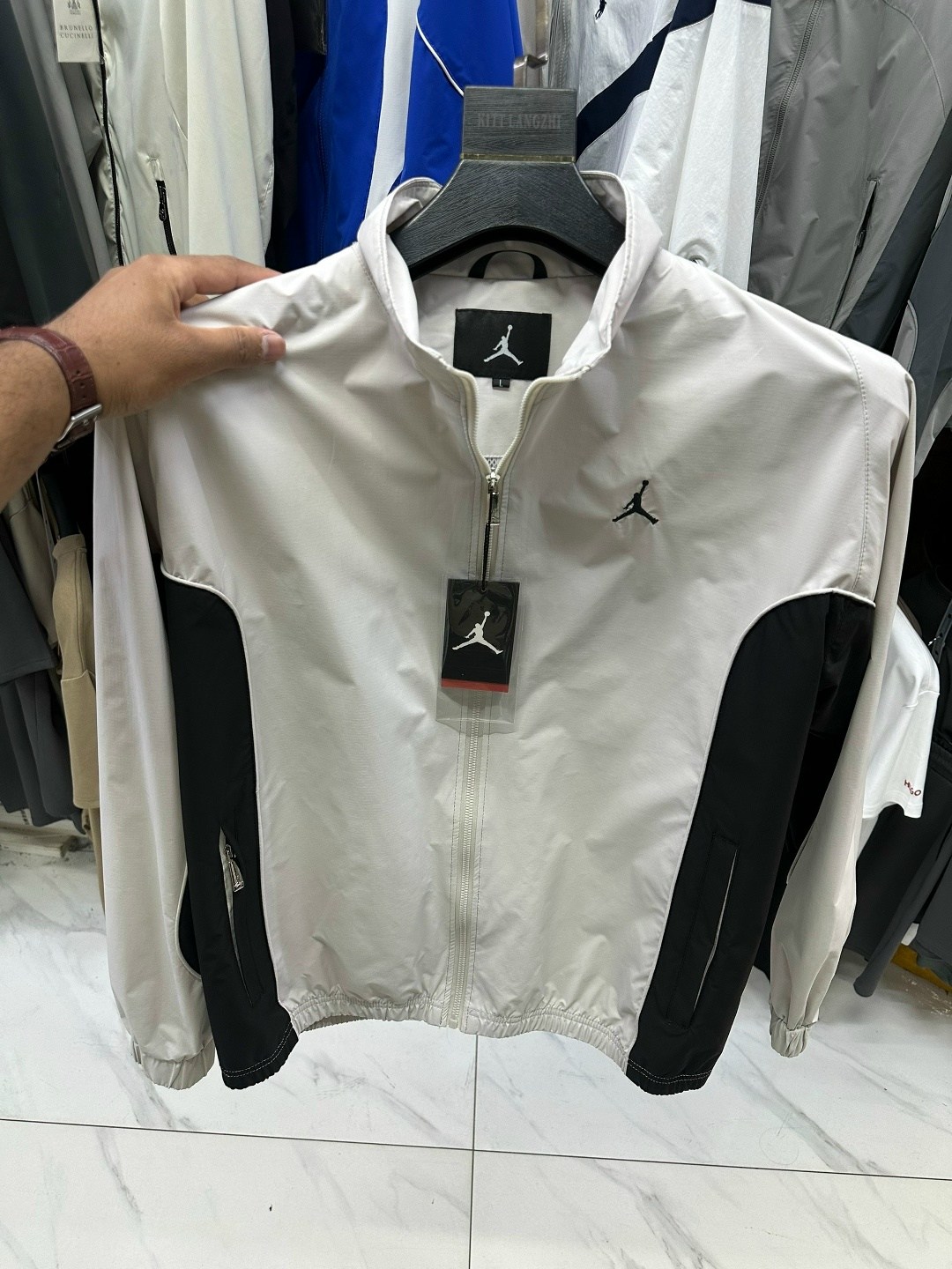 ветровка джордан рефлектив,легкая куртка,nike air jordan,куртка jordan,ветровка jordan