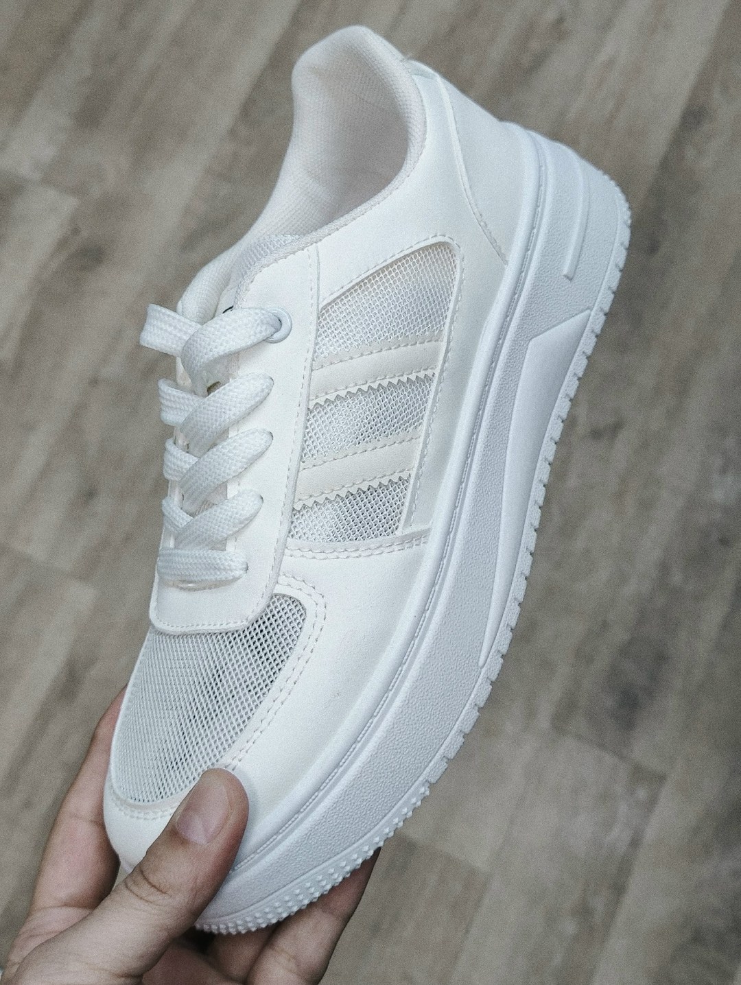 ,кроссовки женскиe,кроссовки для женщин,кроссовки для девушек,кроссовки белые