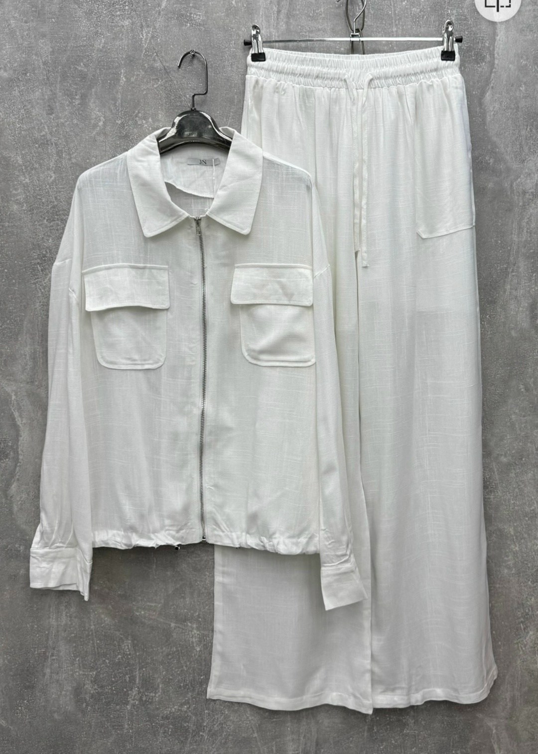 брючный костюм,костюм с брюками,костюм классический,костюм повседневный,женские костюмы брючные