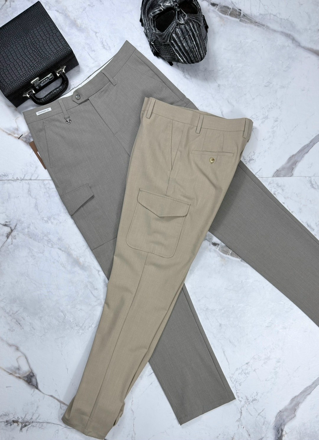 брюках карго,брюки с карманами,бежевые брюки,брендовые брюки,мужские брюки карго