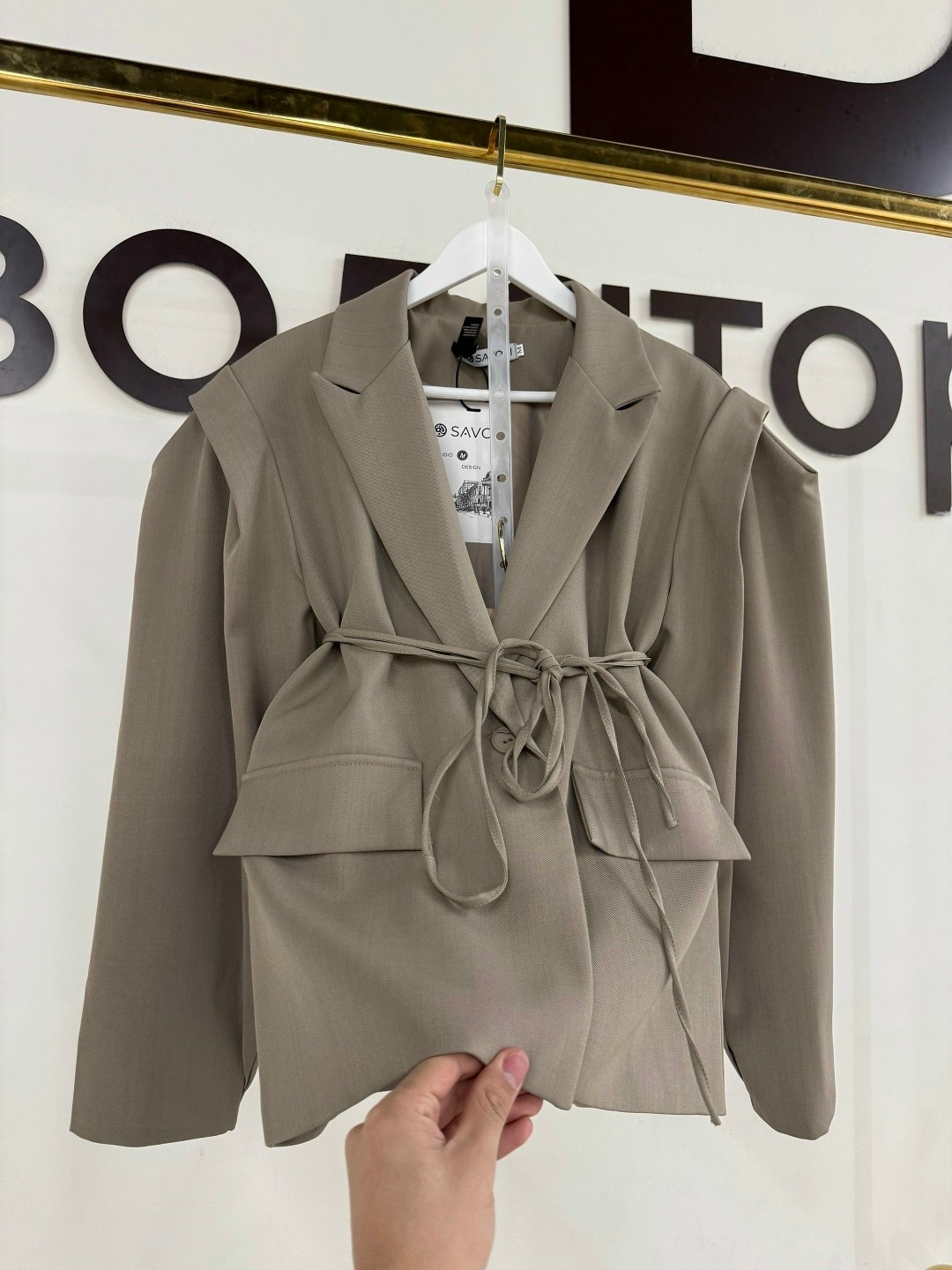 пиджак оверсайз с объемными рукавами gn sister collection,пиджак оверсайз серый с поясом luna luminosa,пиджак женский оверсайз,пиджак оверсайз,пиджак с завязками на талии