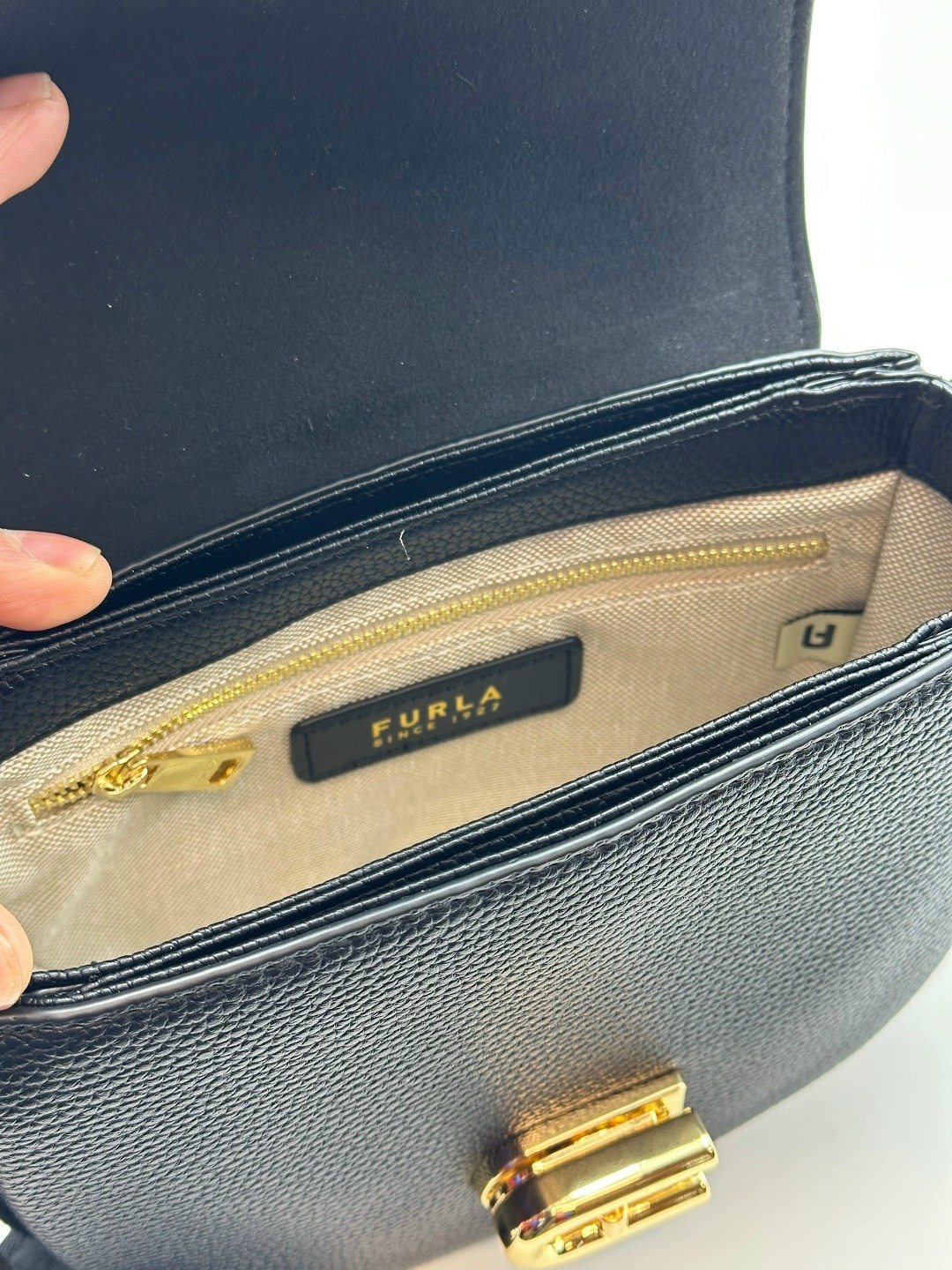 сумки через плечо furla,сумка женская furla,сумка furla,сумка фурла,сумка