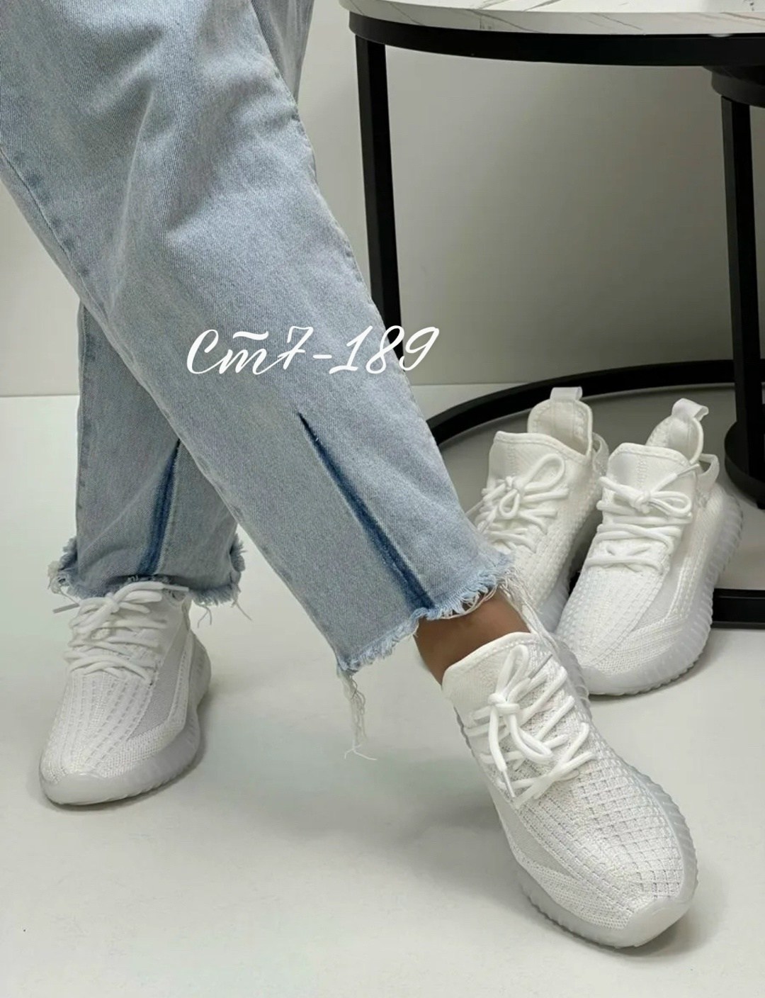 кроссовки изики женские,женские кроссовки,кроссовки изики,кроссовки,изики женские