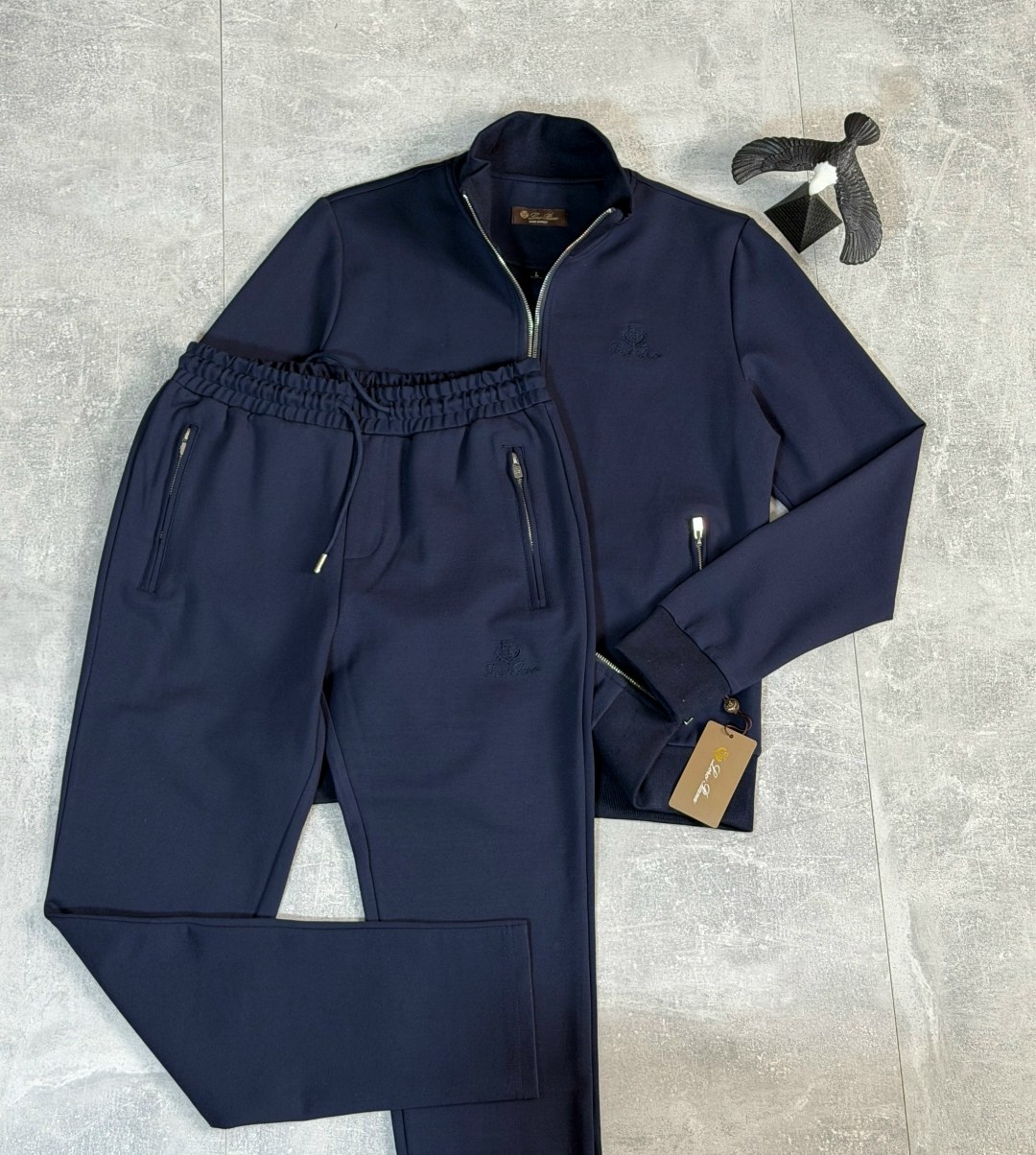 спортивный костюм brunello cucinelli,спортивный костюм stefano ricci,спортивный костюм boss,мужские спортивные костюмы stefano ricci,мужские спортивные костюмы