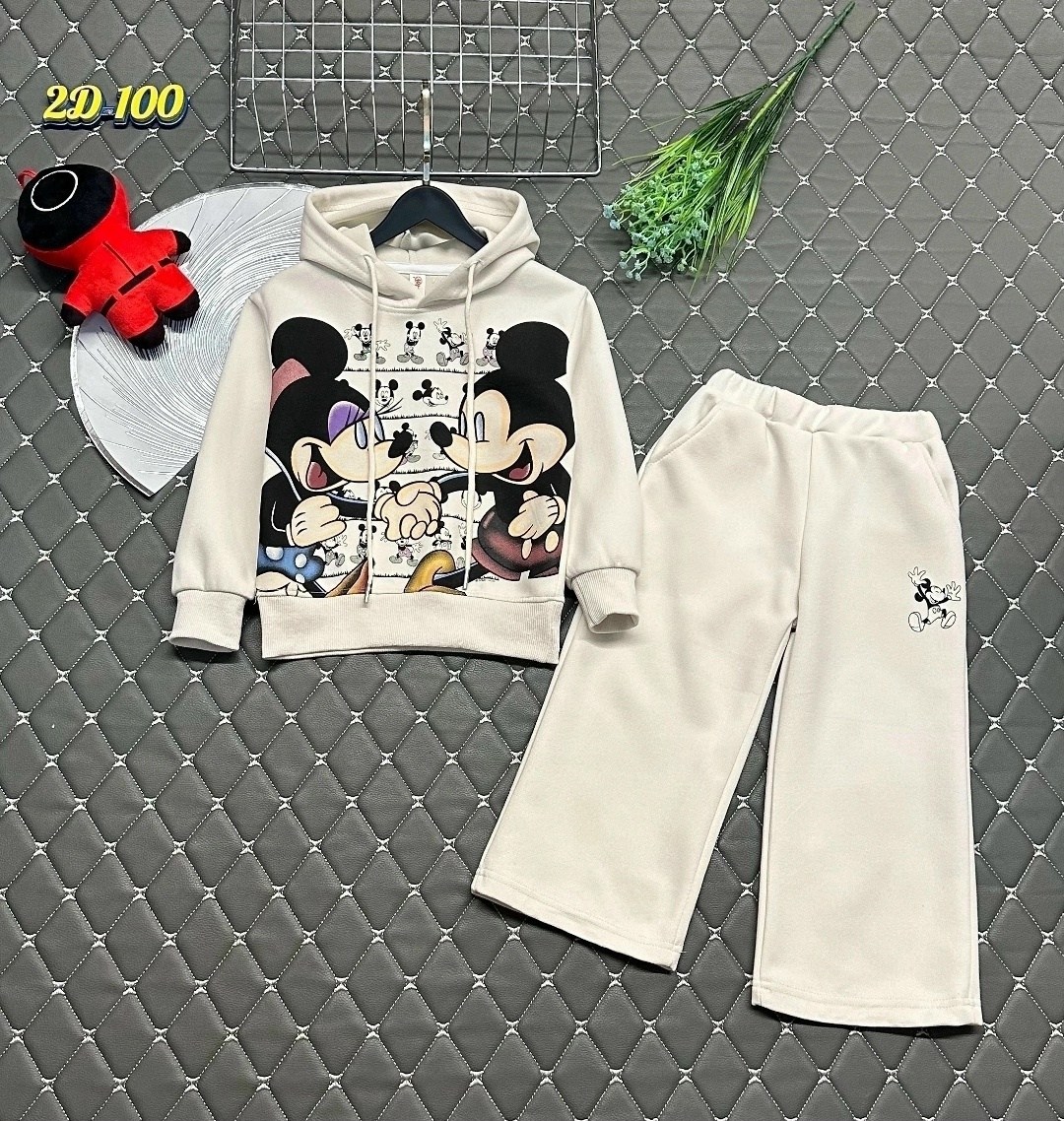 костюм для девочек,спортивные костюмы для девочек,детские костюмы,,детские комплекты