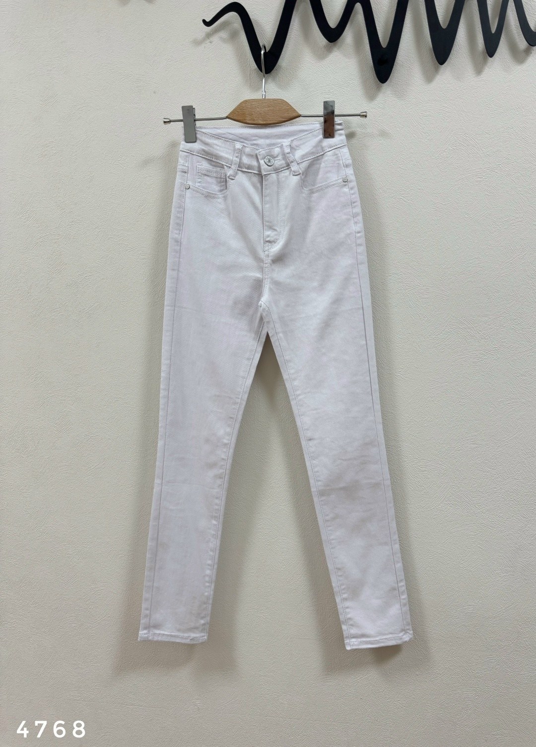белые джинсы,женские джинсы,джинсы модные,джинсы стиль,стильные джинсы