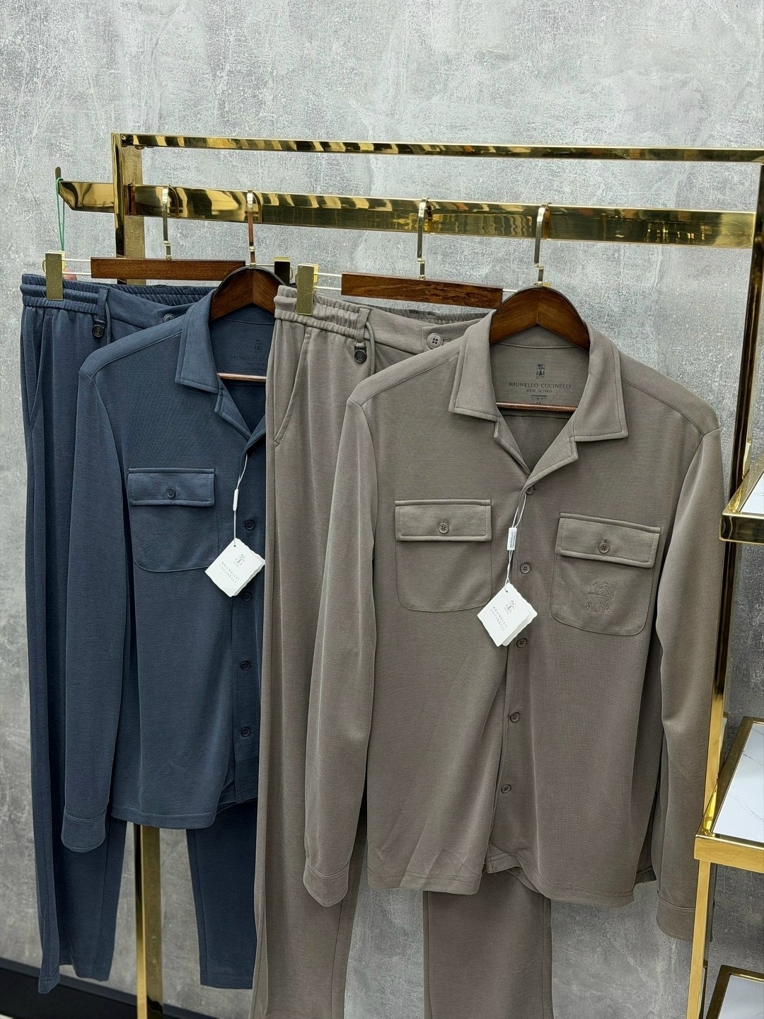 костюм brunello cucinelli,кашемировый костюм brunello cucinelli,костюм повседневный,льняной костюм brunello cucinelli,костюм стильный