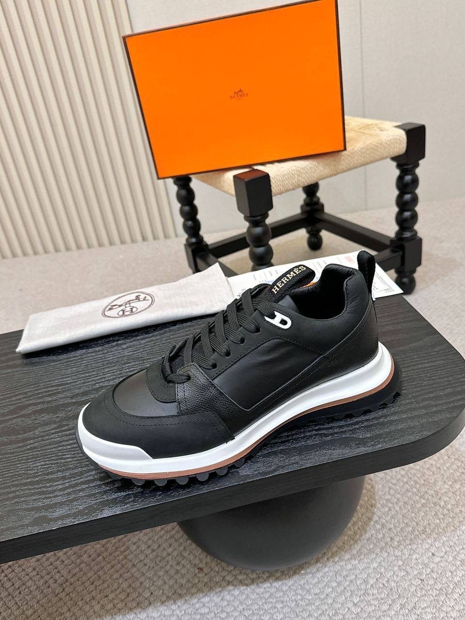 кроссовки мужские hermes,hermes кроссовки,кроссовки эрмес мужские,кроссовки хермес мужские,