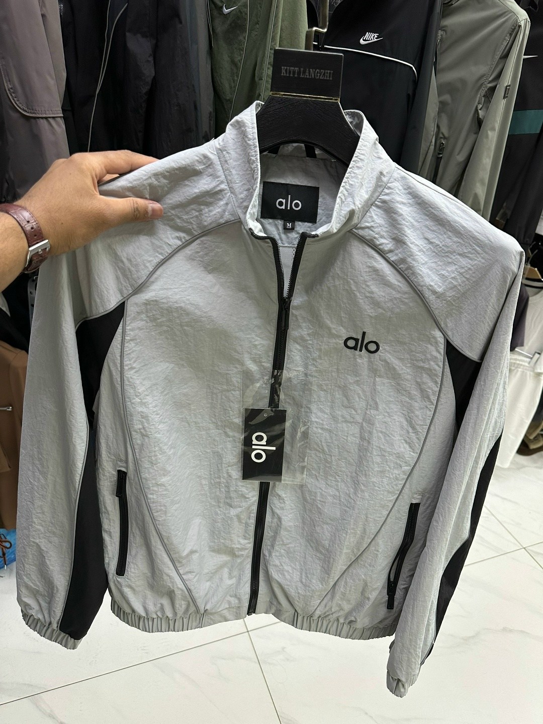 lacoste sport ветровка белая,novak djokovic lacoste jacket,lacoste white jacket,lacoste white,lacoste windbreaker white