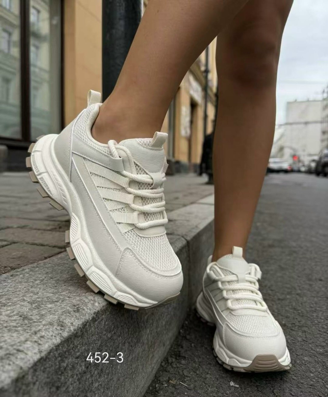 кроссовки женские,женские массивные кроссовки,массивные кроссовки,кроссовки модные,кроссовки женские модные