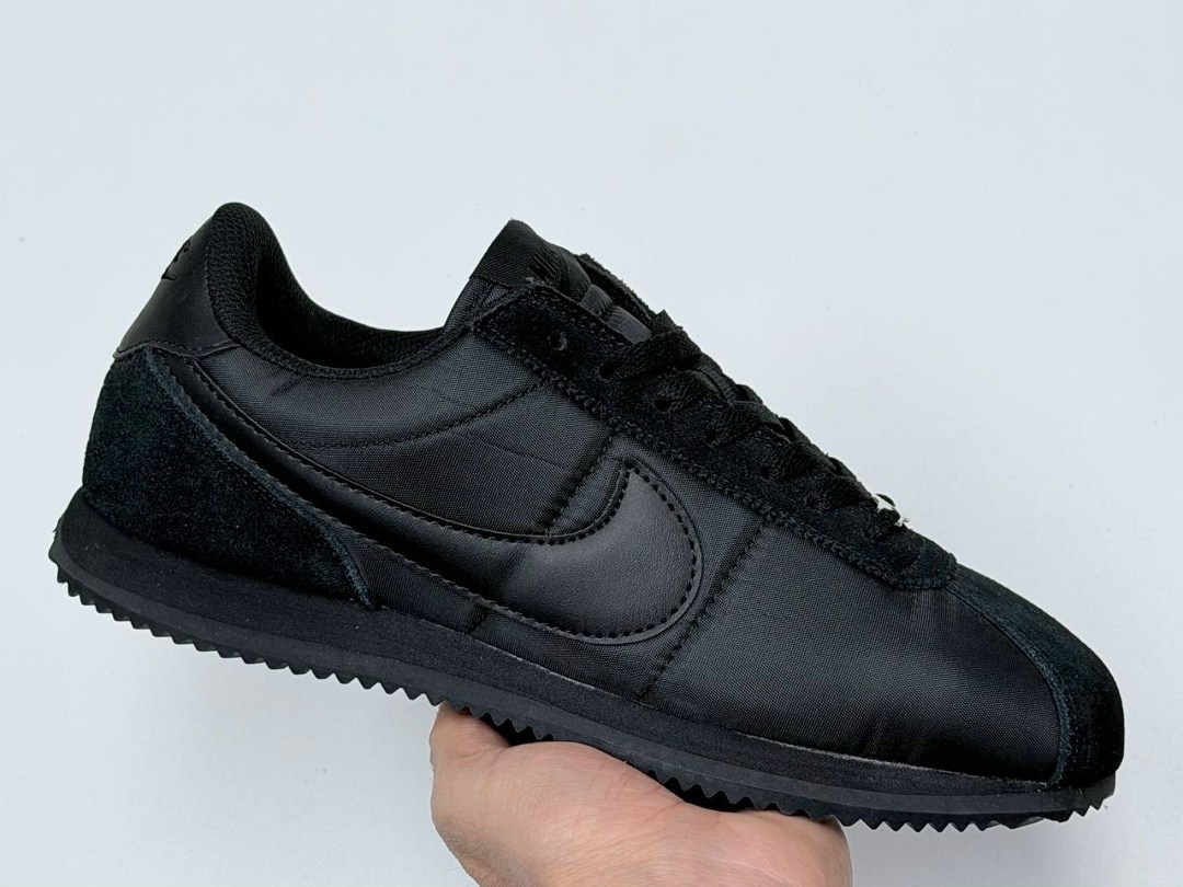 кроссовки nike nike classic cortez leather,nike cortez classic,nike classic cortez leather black 749571-002,кроссовки nike cortez,мужские nike classic cortez кожаные черные кроссовки