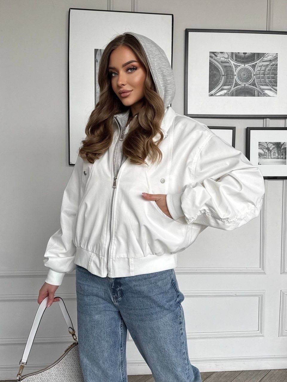 куртка бомбер женская,куртка бомбер,стильная куртка,легкая куртка,женская куртка