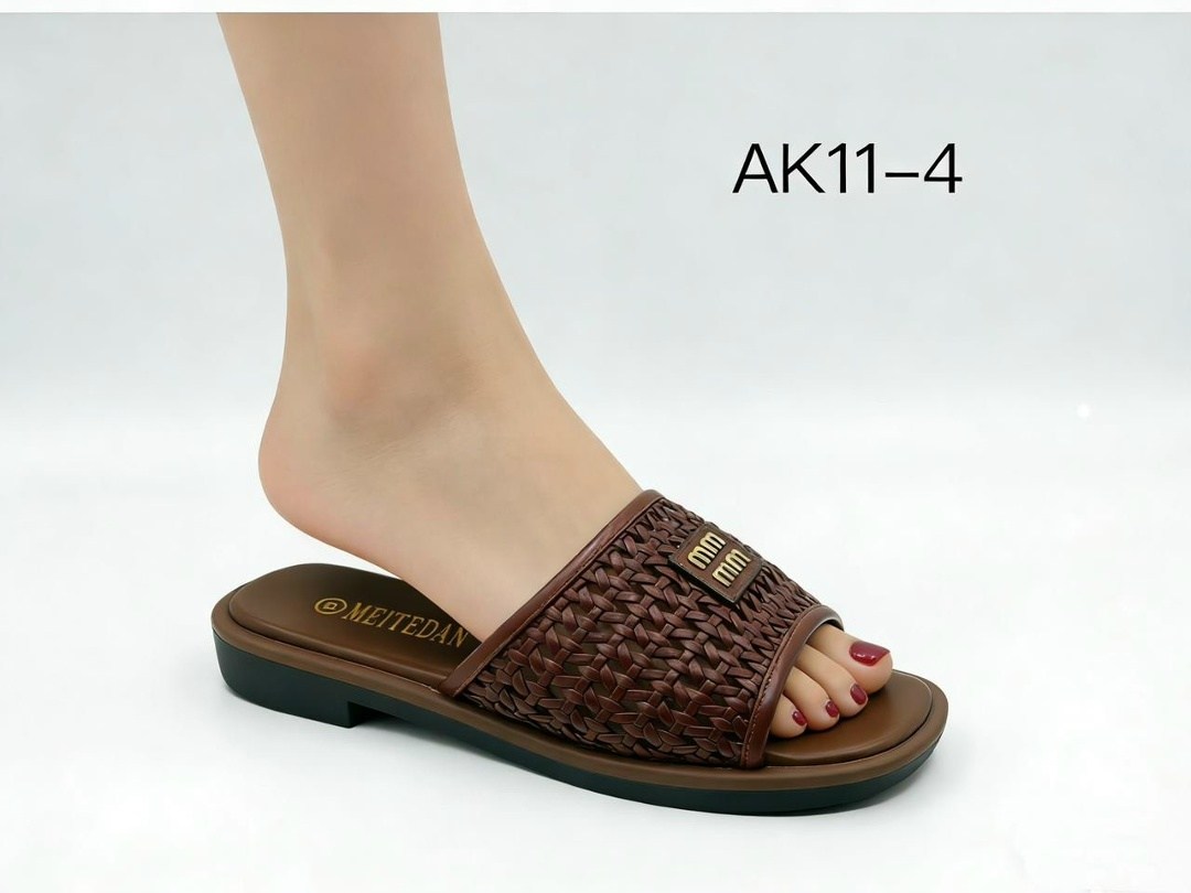 женские шлепанцы,шлепки женские,, женская,женские тапки