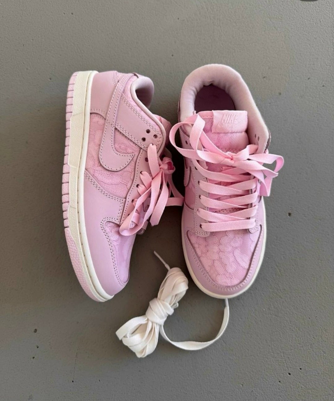 nike air jordan 1 wmns digital pink,air jordan 1 mid “digital pink”,розовые кроссовки,jordan air jordan 1 mid digital pink,розовые кроссовки женские