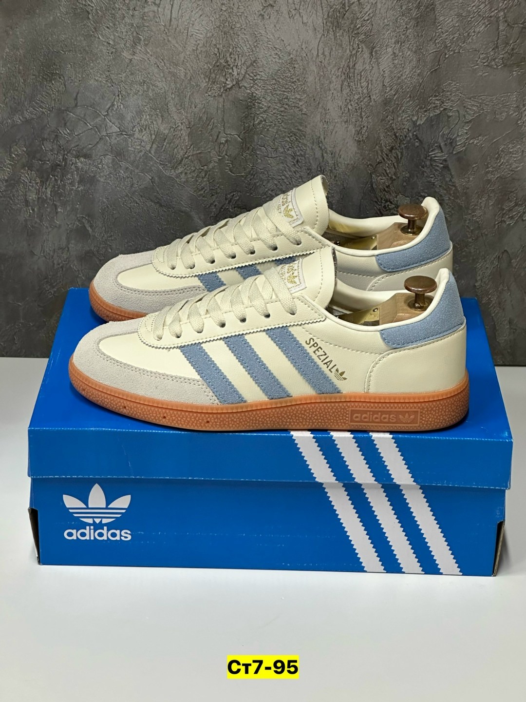 кроссовки adidas,кроссовки adidas spezial,кроссовки adidas samba,кроссовки мужские женские adidas,кроссовки adidas samba og