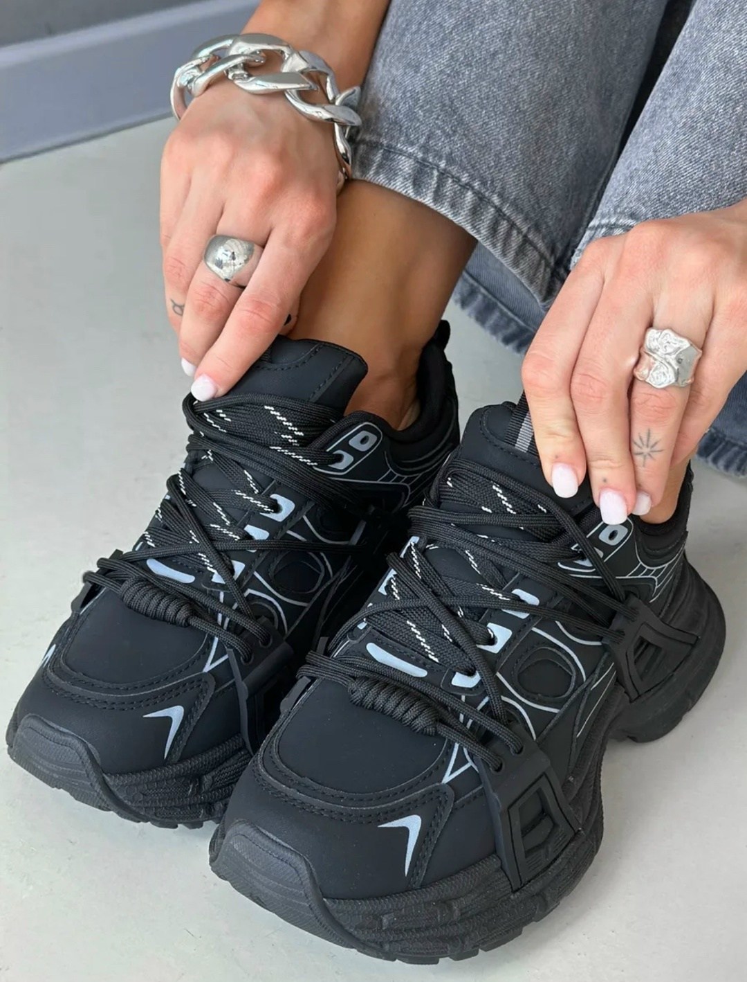 кроссовки баленсиага трек черные,кроссовки balenciaga track,кроссовки balenciaga,женские кроссовки balenciaga,мужские кроссовки balenciaga track в стиле баленсиага черные многослойная подошва