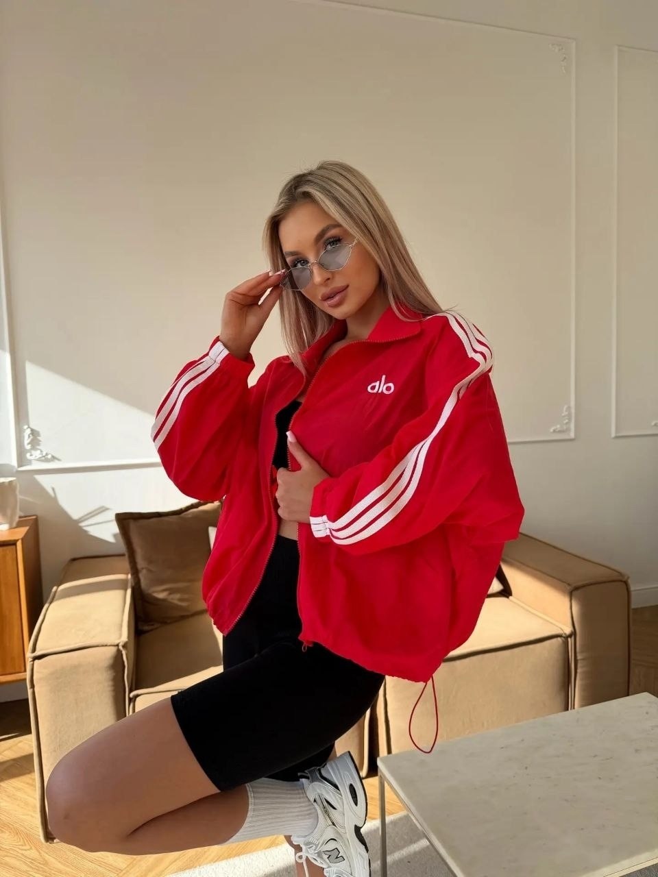 куртка бомбер,спортивная куртка,ветровка женская,куртка женская,куртка бомбер женская