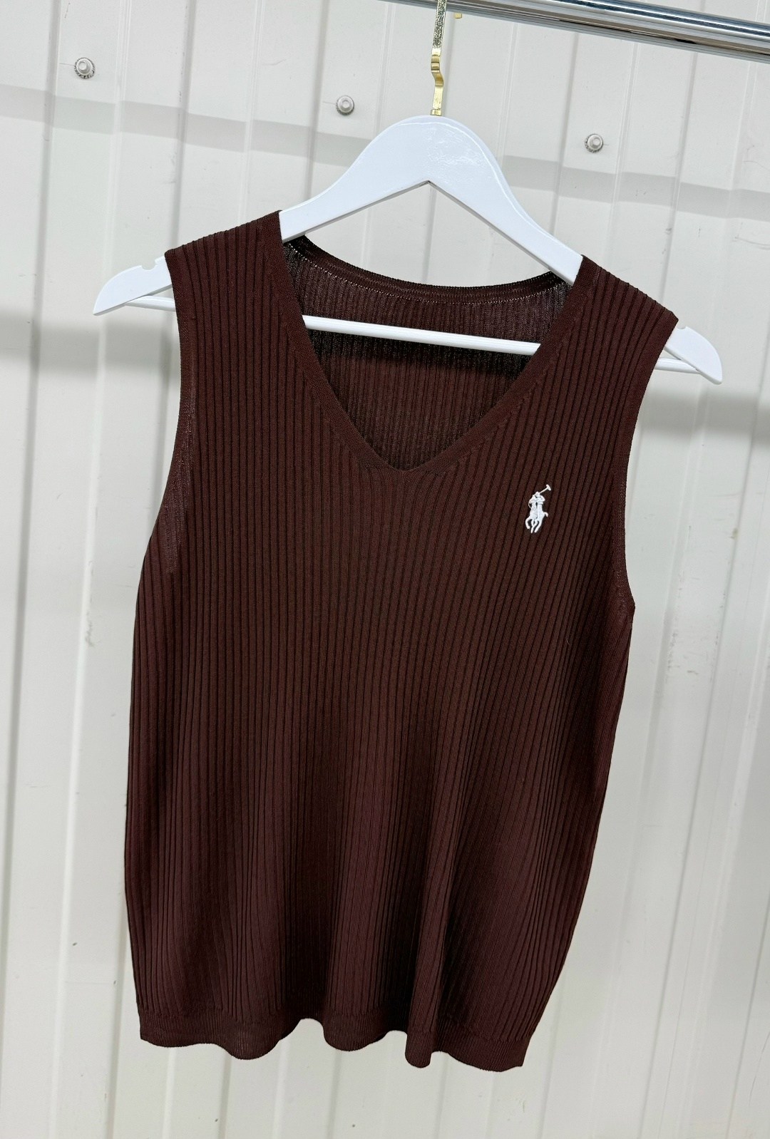 женский вязаный жилет,вязаная жилетка,вязаные жилеты,трикотажный жилет,женская майка